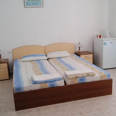 Guest house Plamar 2*